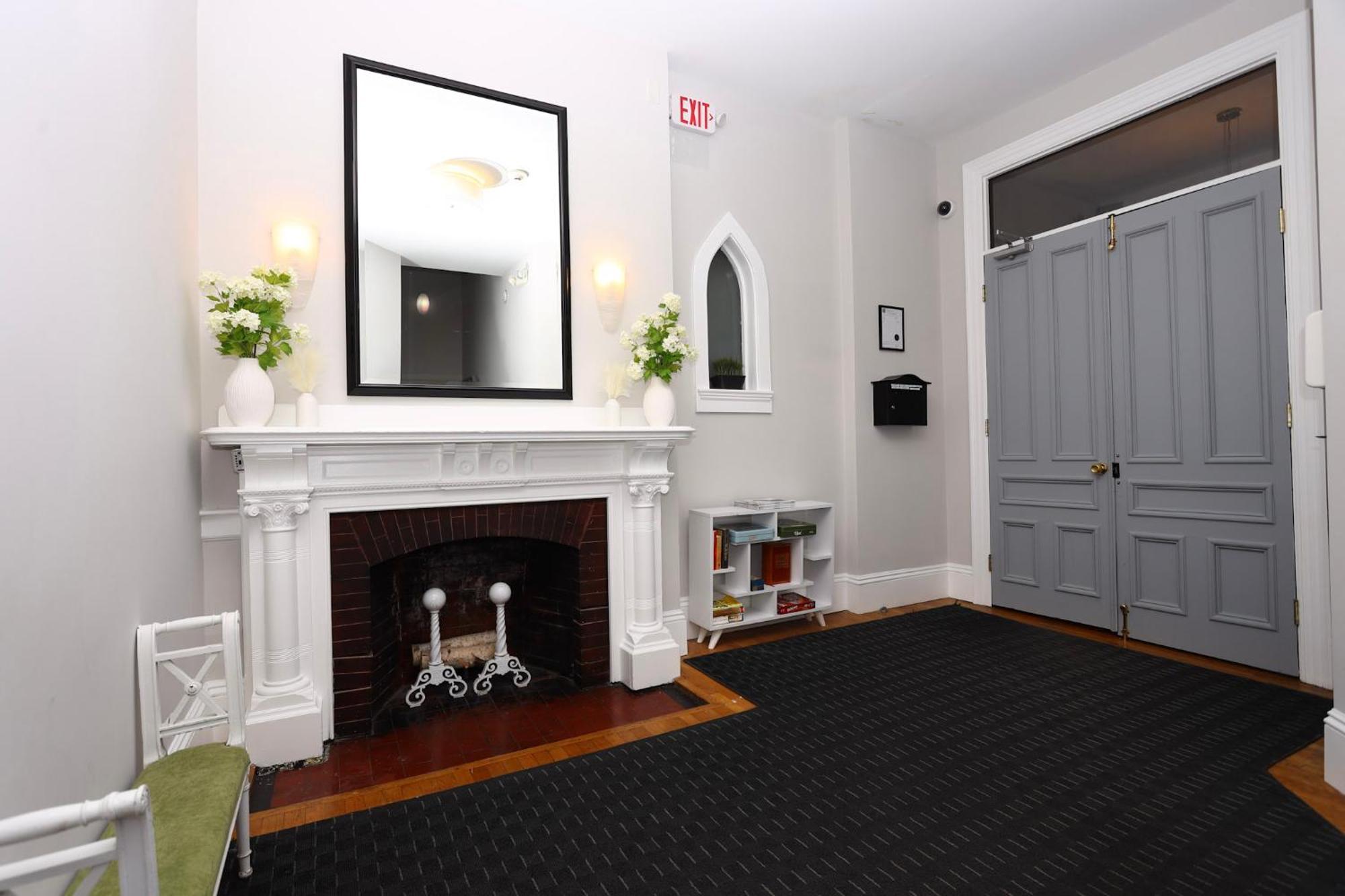 Stylish Studio On Newbury St #3 波士顿 外观 照片