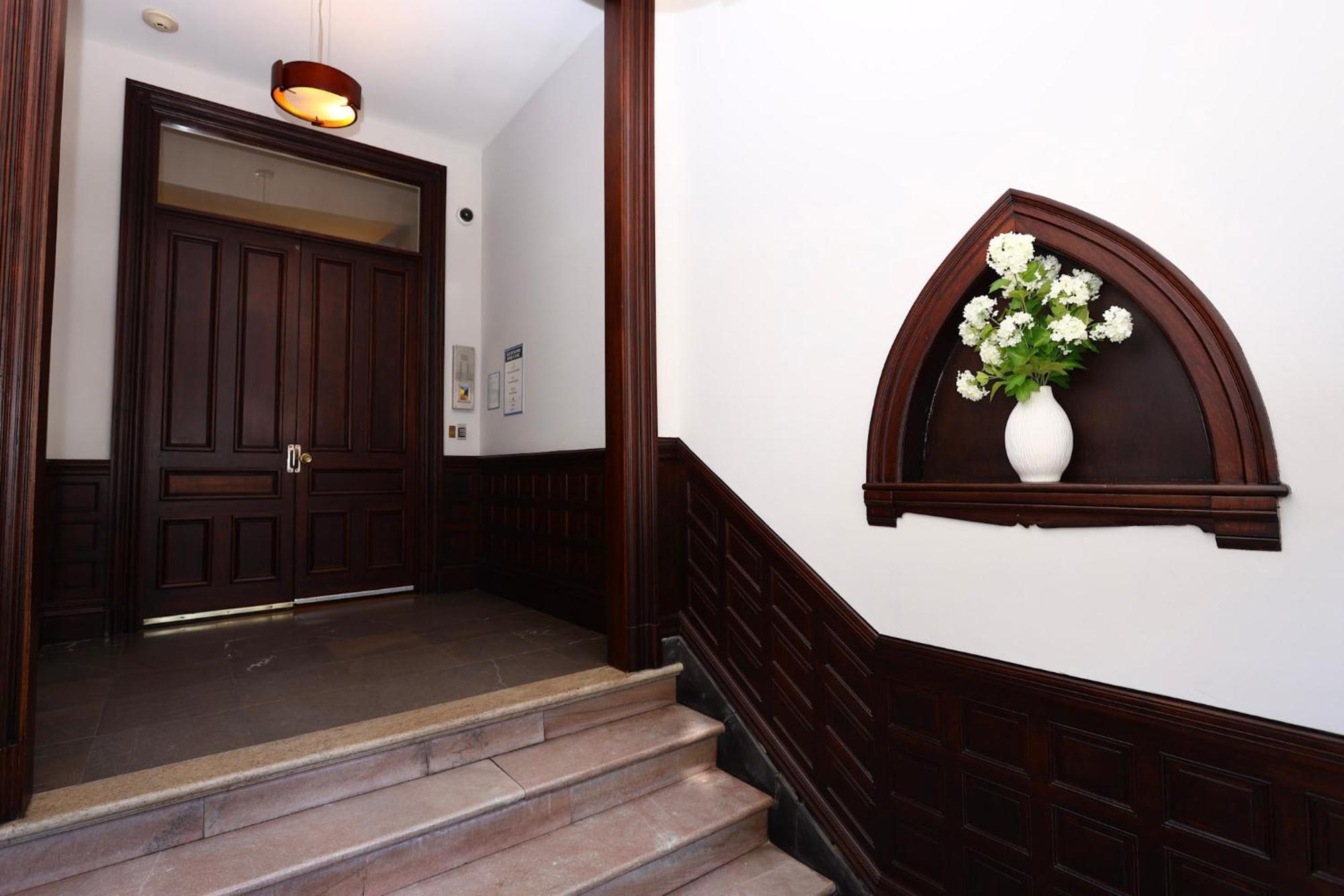 Stylish Studio On Newbury St #3 波士顿 外观 照片